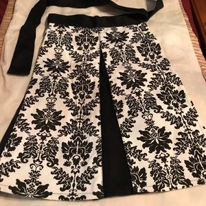 NWOT/ SMALL, SUPER CUTE /WRAP AROUND SKIRT